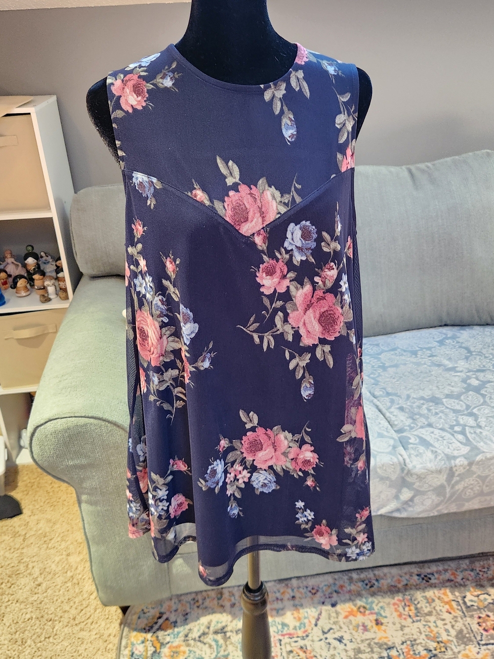Apt. 9 Women's Navy Floral Sleeveless Tank Top Sheer Panel At Neckline Large